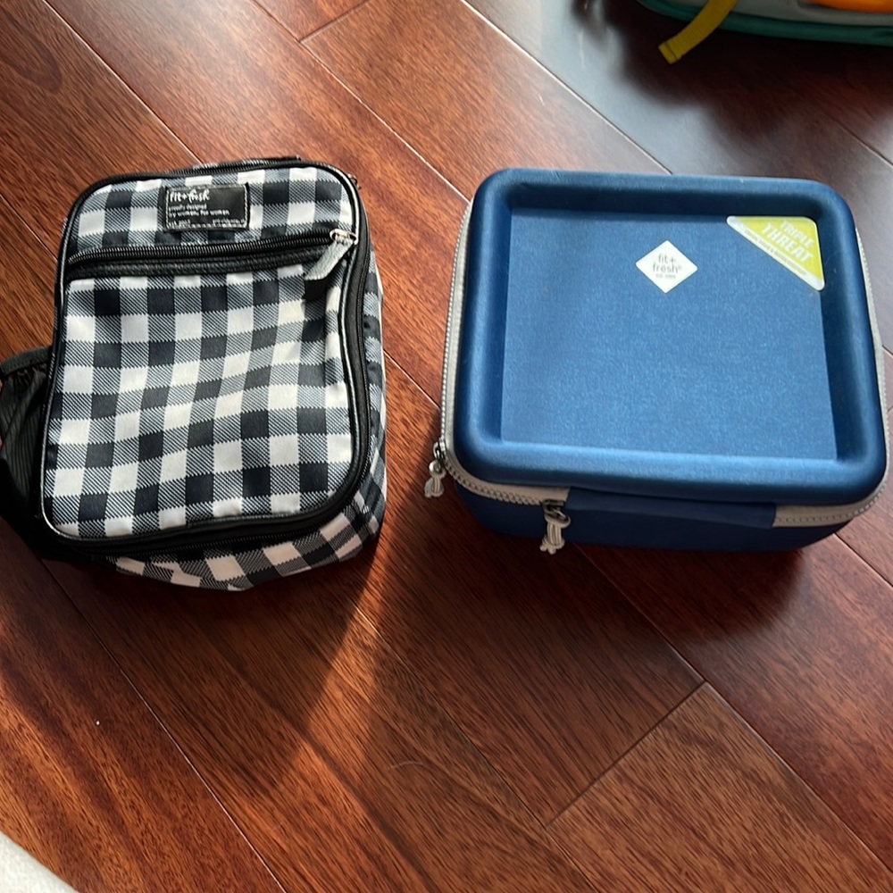 Two fit fresh lunch boxes great condition